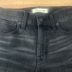 Madewell Women’s Charcoal/Black Distressed Skinny Jeans